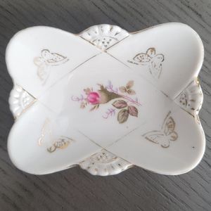 "Moss Rose" trinket dish